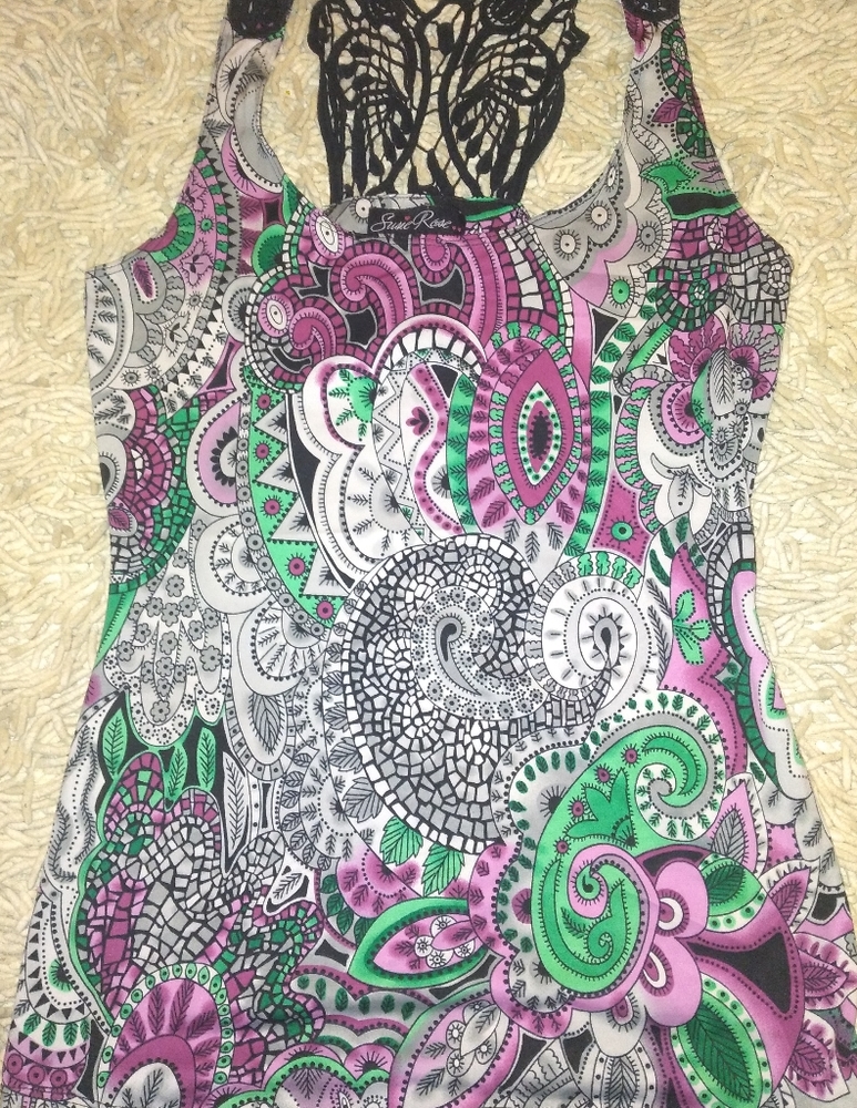 Mosaic tank top laced back